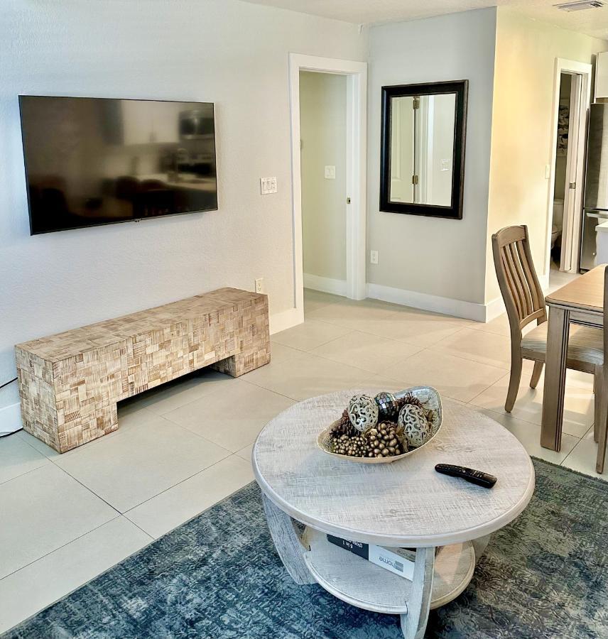 Close To Everything! Perfect Basecamp For Wpb West Palm Beach Exterior photo