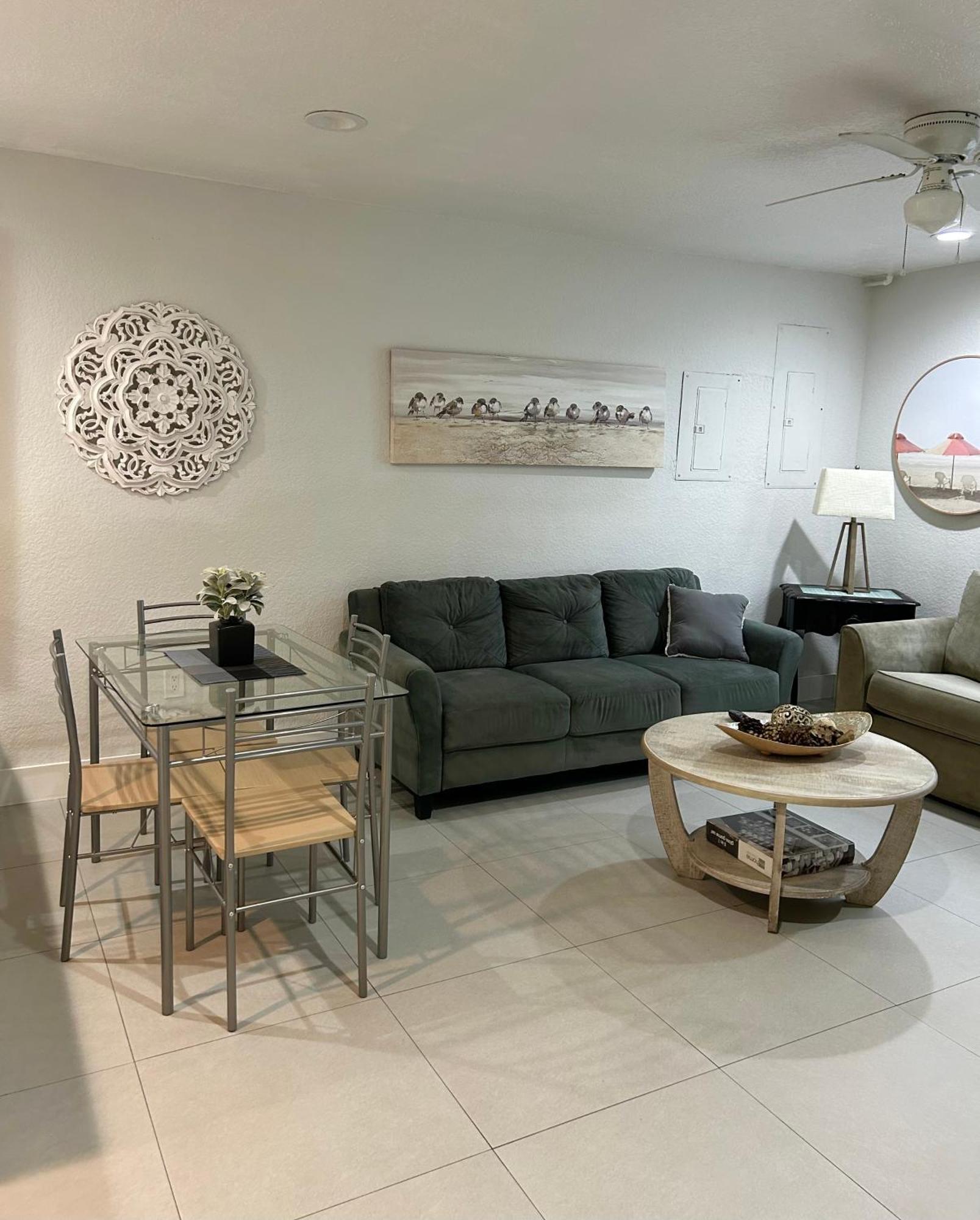 Close To Everything! Perfect Basecamp For Wpb West Palm Beach Exterior photo